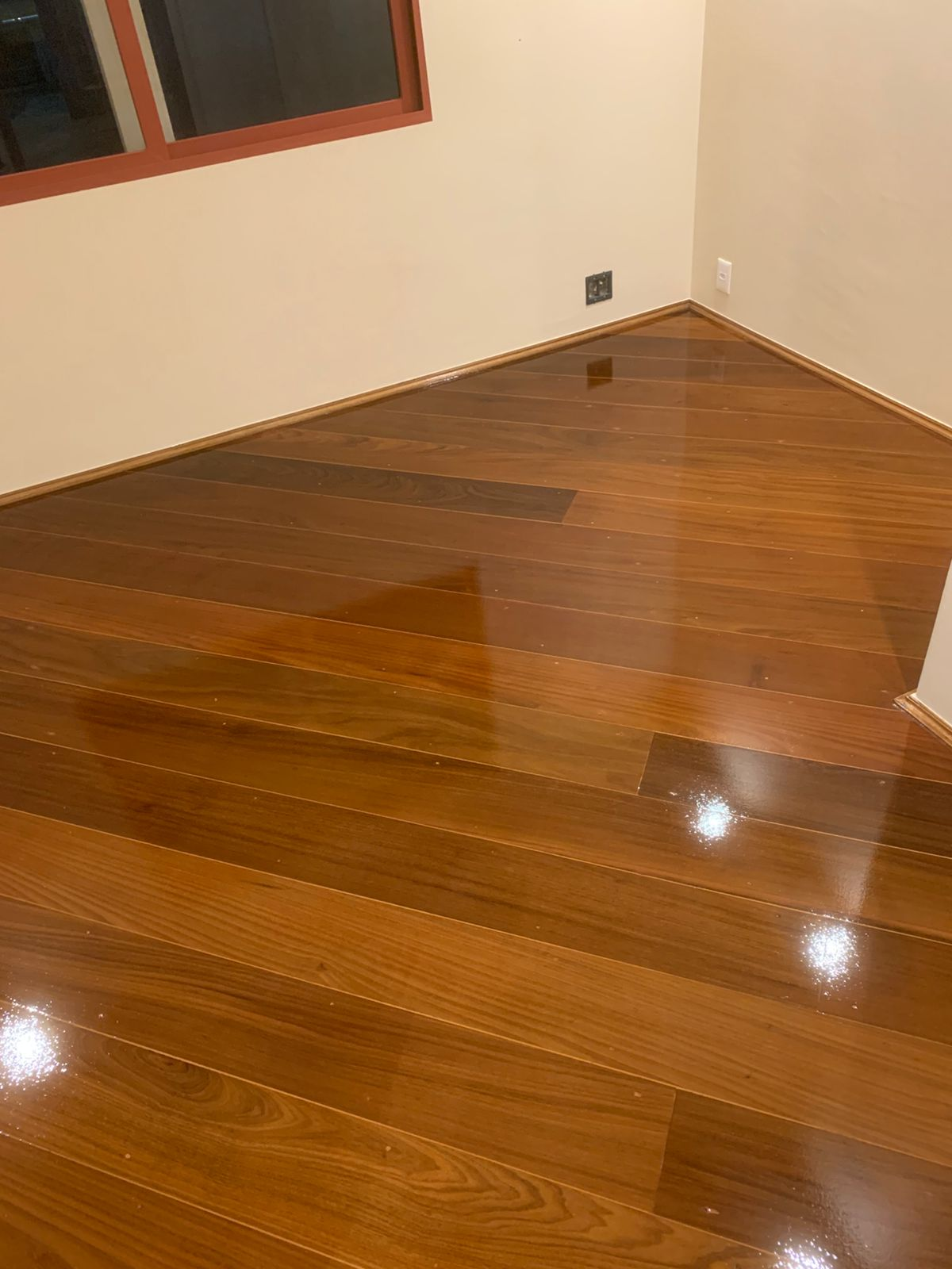 Piso de madeira restaurado 6